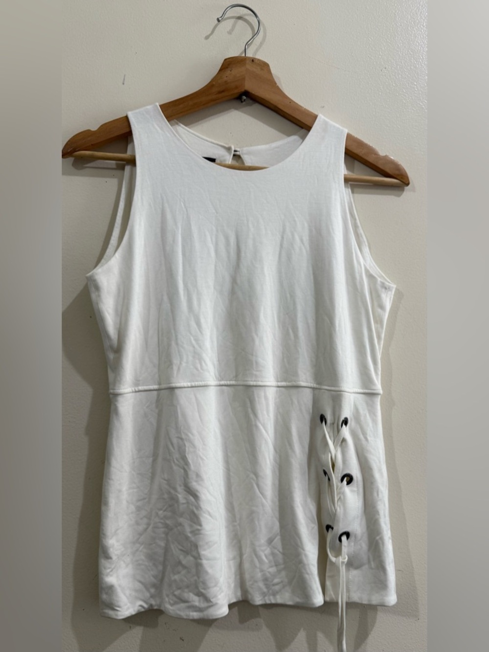 Julio White Sleeveless Lace-Up Side Tank Top by